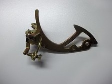 Mercedes W126 Sicherungshaken Motorhaubenverschluss NEU NOS 1268800064