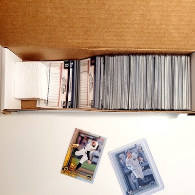 [2025 Topps Chrome MLB] Half Set: Ca. 60 Various Refractors + 90 Base 
