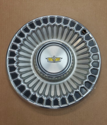 1977-1979 Chevy Caprice Classic Hubcap 15'' Wheel Center Cover Hub Cap OEM