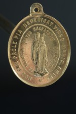 French Religious Covent Medal, Pendant Virgin And Children Of Mary 19 THC Cross