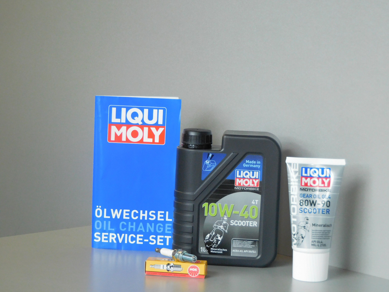 Maintenance Set Piaggio Liberty 50 4T Oil Gear Oil Spark Plug Service Inspection