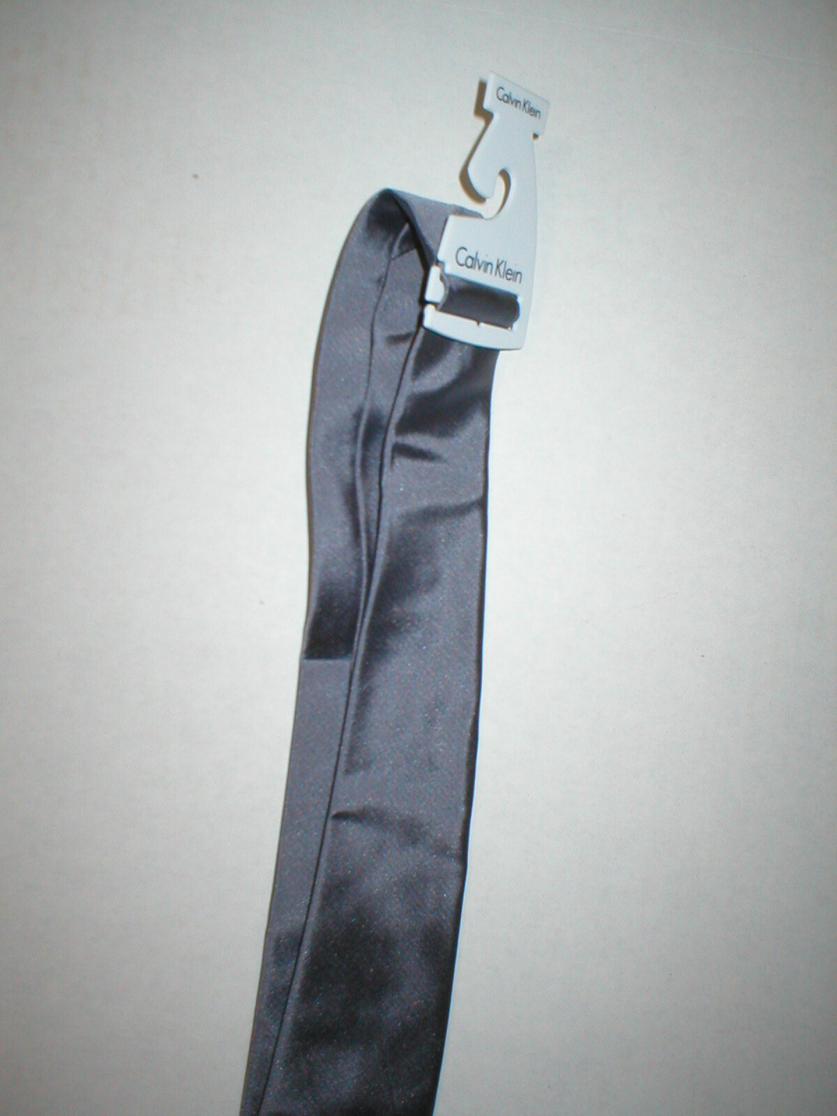 New NWT Mens Designer Calvin Klein Silk Steel Long Neck Tie Sillver Business  thumbnail 3