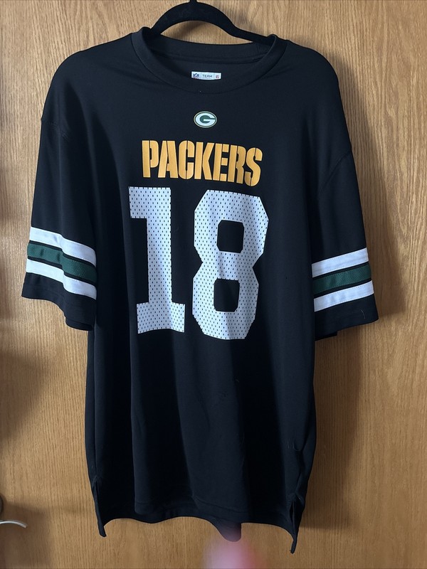 NWOT NFL Team Apparel Unisex Size L  Packers Randall Cobb Shirt