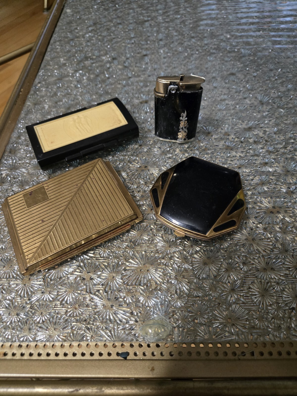 Zippo Merle Norman/claire & Jane/cara Nome