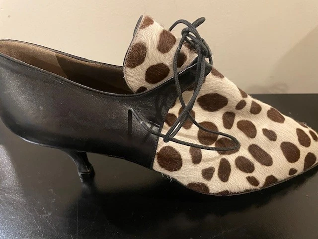 Yves Saint Laurent YSL St. Laurent Vintage Calf Hair Pony 1990s Pumps S9 - Image 2 of 4