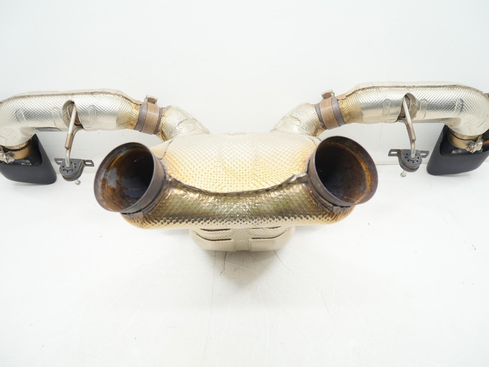 Used Exhaust Muffler Tail Pipe Assembly 2016-2021 McLaren 570S Black Tip OEM