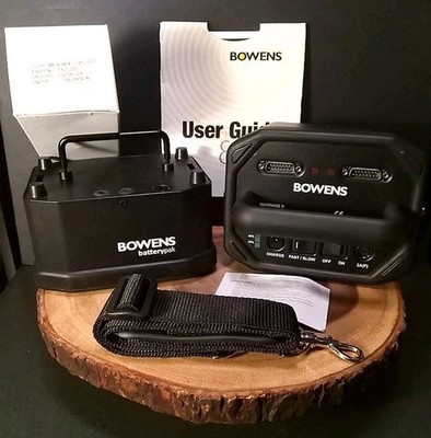 Bowens Travelpak BatteryPak Portable Power Supply & Charger New Without Box