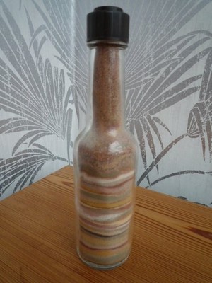 SANDKUNST FARBIGER SAND IN DER FLASCHE DEKOFLASCHE AV