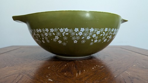 Vintage Pyrex Avocado Green Crazy Daisy Cinderella 3 Mixing Bowls - Picture 6 of 12