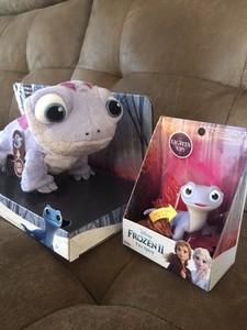 DISNEY FROZEN 2 WALK & GLOW FIRE SPIRIT BRUNI THE SALAMANDER NEW TOY 886144327315 | eBay