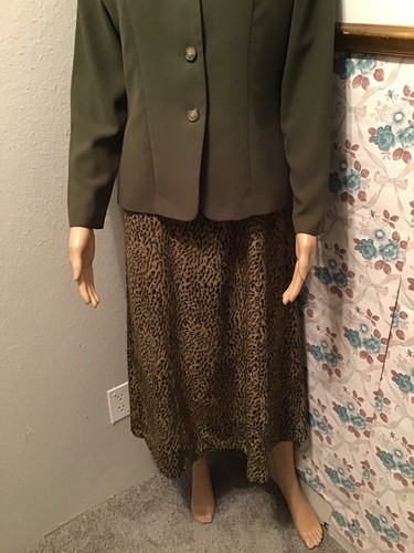 Studio I petite suit - Picture 3 of 8