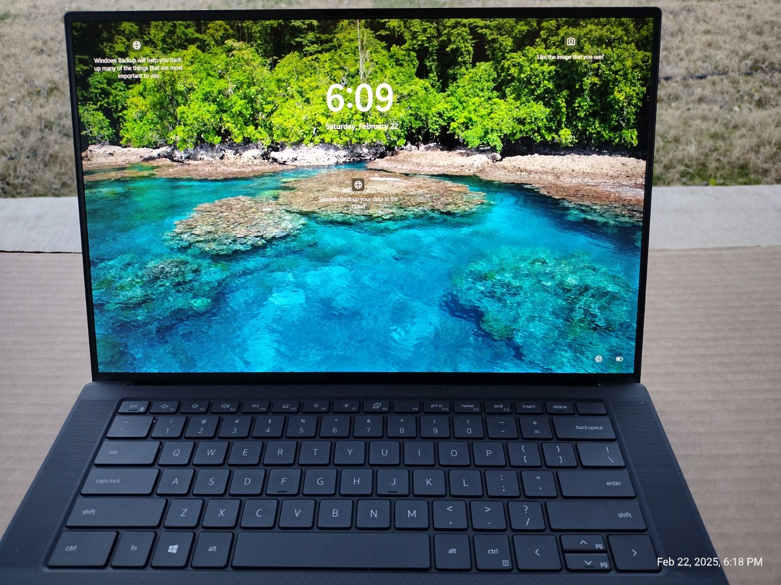 LIGHT GAMING! Dell XPS 15 9500 15.6