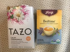Tazo Calm Kamille Kräuterteebeutel beruhigende Mischung Botanicals Yogi Schlafenszeit LESEN