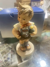 Goebel Hummel Boy Figurine W Germany 1979 Exclusive Collectors Club