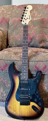 Fender  Stratocaster HSS Squire