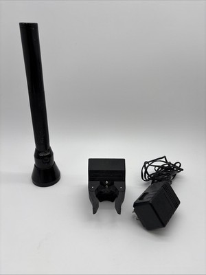 streamlight ultra stinger with charger serial #109141