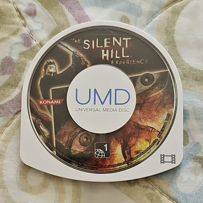 Konami The Silent Hill Experience UMD Universal Media Disc Horror NR