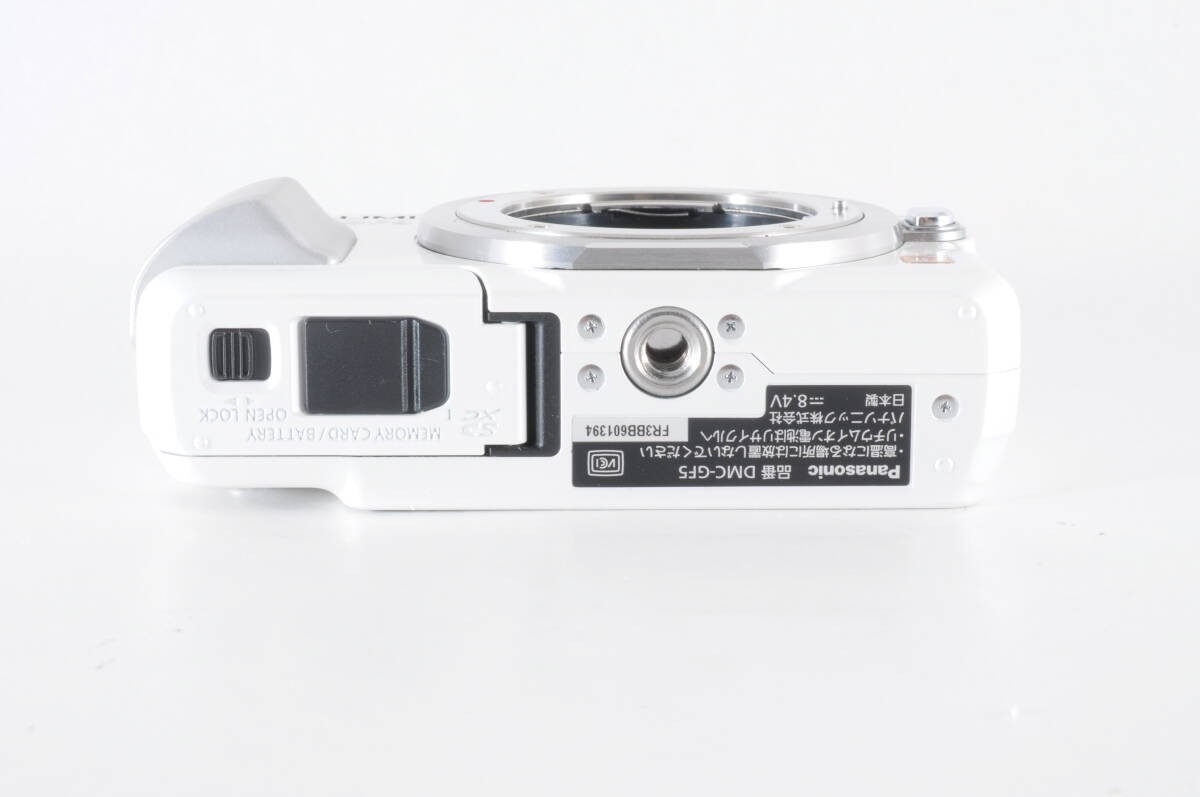【訳あり品】Panasonic LUMIX GF5 ホワイト 14-42mm Panasonic Lumix DMC-GF5 White + 14-42mm F3.5-5.6 Lens Boxed Used