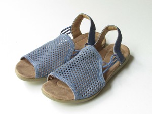 earth hadley suede sandal