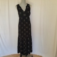 Universal Thread Small sleeveless, V neck maxi black dress. Comfortable fabric