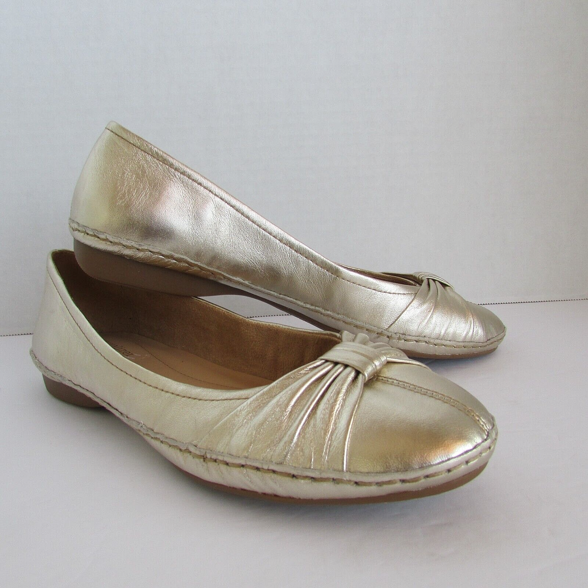 NATURALIZER quirk Leather Metallic Gold flat slip on loafers shoes-sz 9-NEW