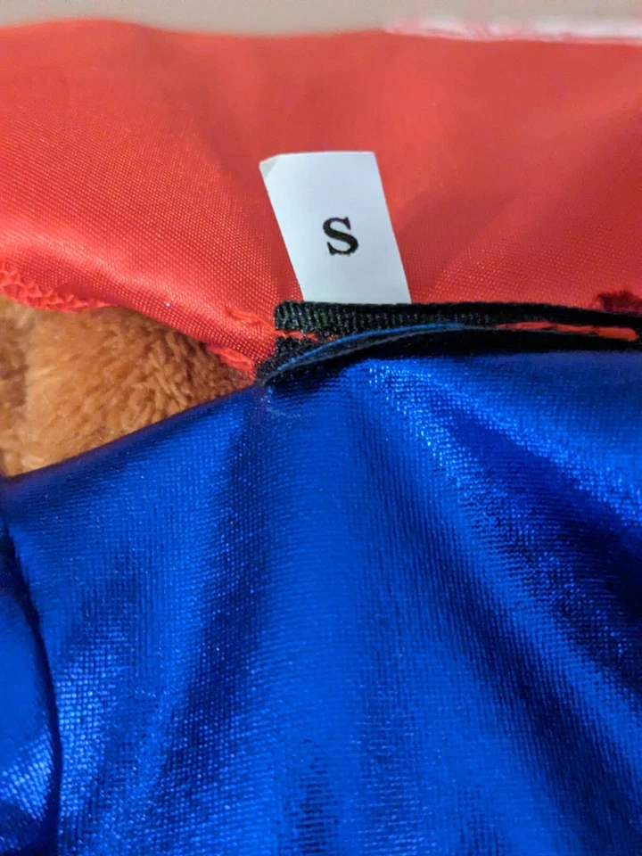 Disfraz de Supergirl Halloween para niño capa adjunta talla pequeña 12" Pit to Pit Foto 3 de 4