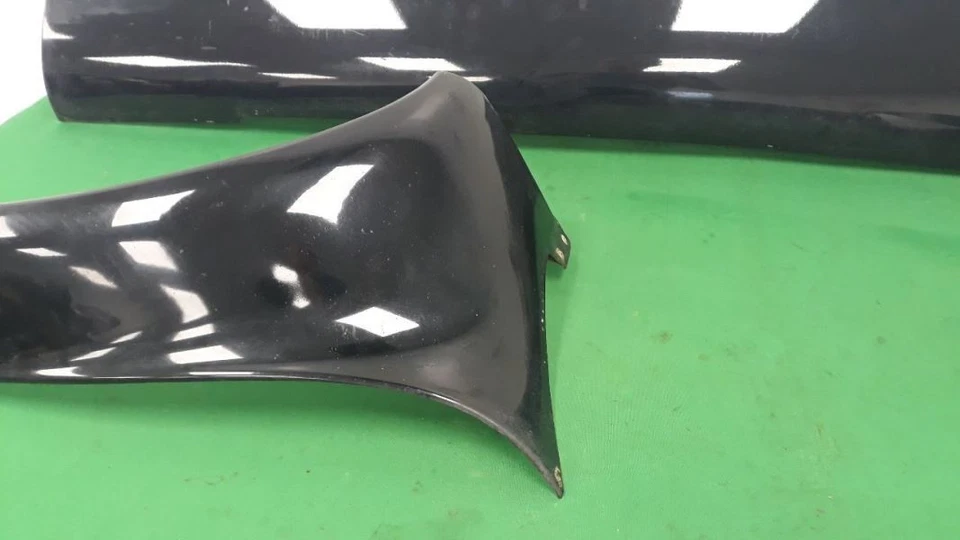 03 FALDA LATERAL MOLDEADA PANEL BASCULANTE CHEVY SSR CONDUCTOR IZQUIERDO NEGRO Foto 3 de 4