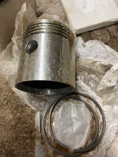 bsa wm20 m20 standard piston and rings  new