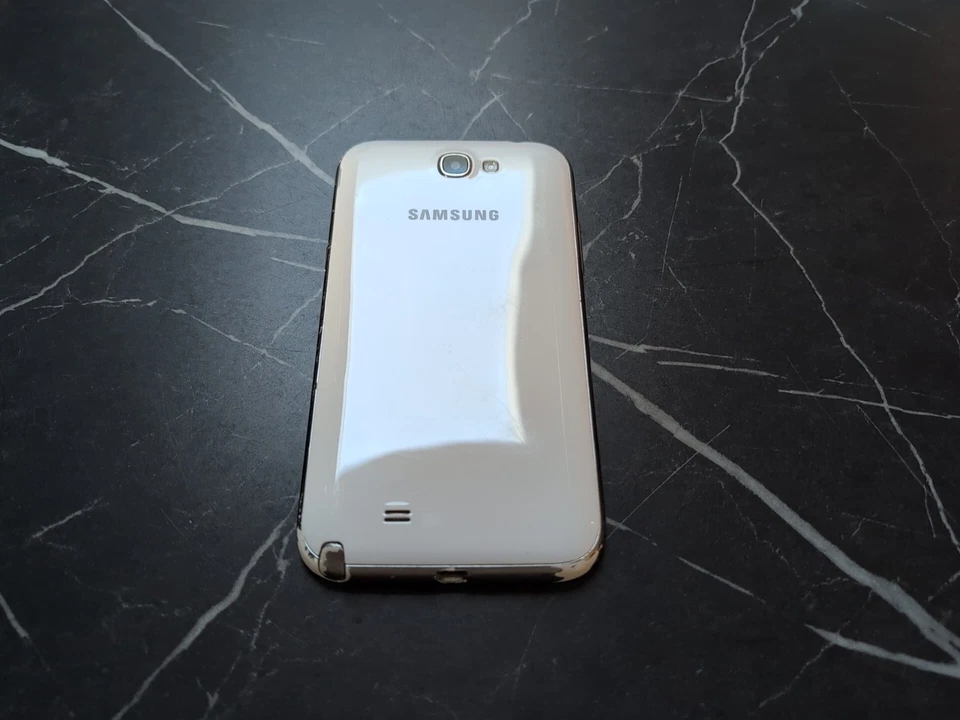 Samsung Galaxy Note 2/Ii 16GB Smartphone Model GT-N7100 (O2 Locked) - Image 3 of 4