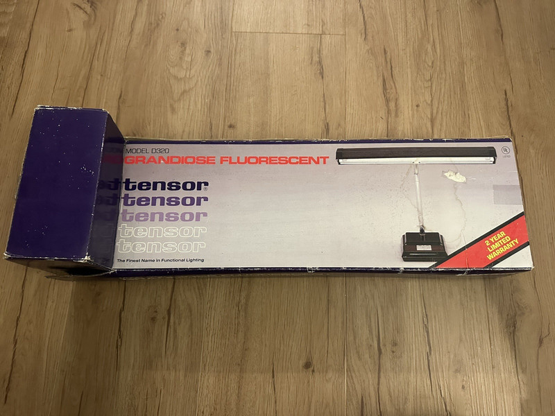 NEW VINTAGE TENSOR GRANDIOSE FLUORESCENT TABLE LAMP MODEL D320