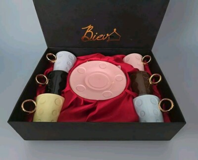 12 Piece Biev Tea Cups And Saucer s, Gold leaf trim