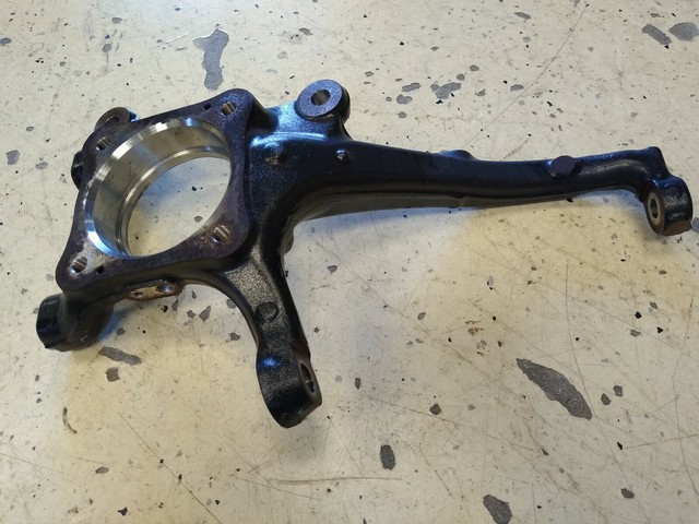 Toyota Sequoia Tundra NTO OEM 4x4 Right Steering Knuckle 432110C012 #56