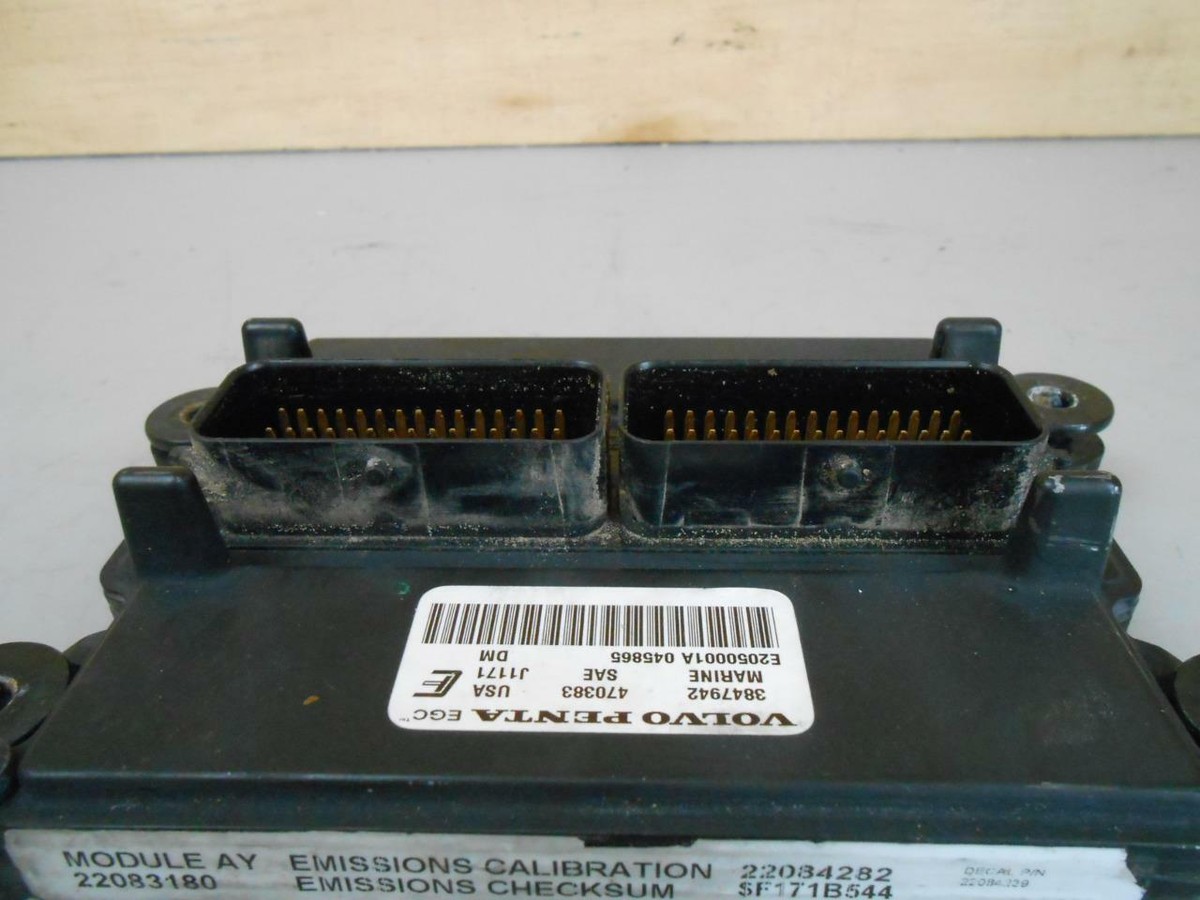Volvo Penta 5.0L Engine Control Unit ECU ECM EMM Computer Volvo Penta 5.0L Engine Control Unit ECU ECM EMM Computer