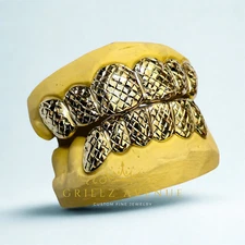 Custom Fit Grillz Diamond Cuts/Diamond Dust (REAL 10k YELLOW GOLD/Free Mold Kit)