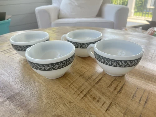 Pyrex Corning Vtg Set Of Berel Grey Laurel Leaf Milk Glass Coffee/Tea Cups