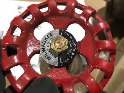 Milwaukee GATE VALVE 4-2 BONNET TYPE INSIDE SCREW 2-1/8'' inside threads