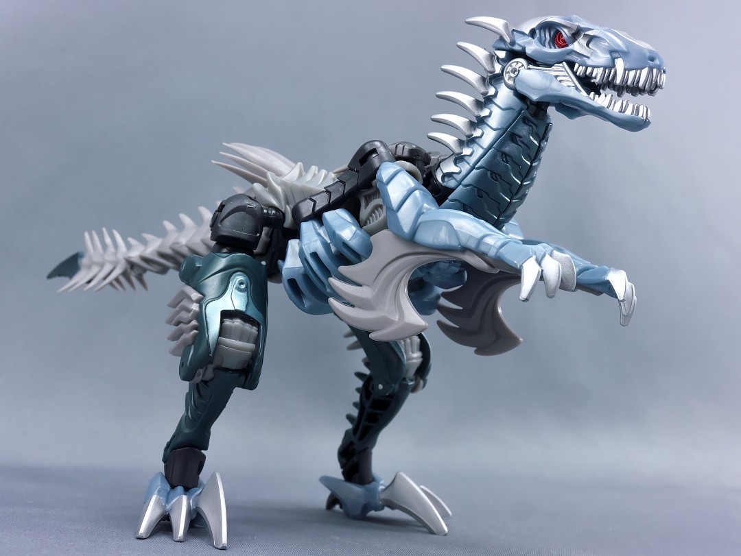 Japan TakaraTomy Transformers Premier Edition TLK-04 DINOBOT SLASH