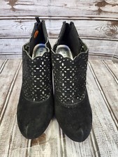 Bamboo Women 8.5M Black Booties Cone Heel Almond Toe Zip Up Back Lazer Cut Outs