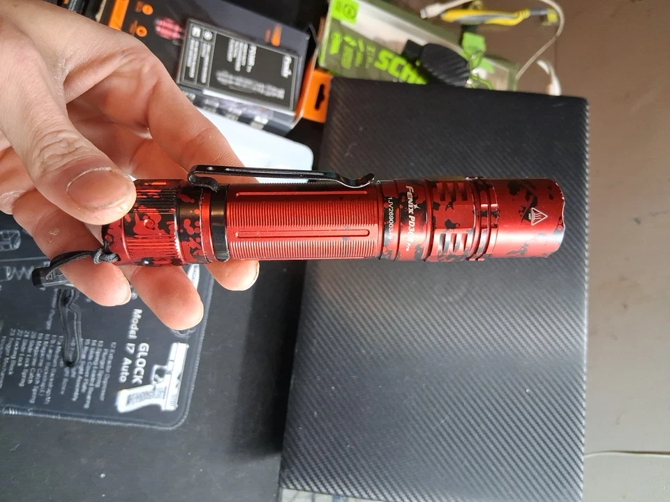 Fenix PD36R Pro 2800 Lumen Rechargeable Tactical Flashlight with 2x Battery - Image 4 of 4