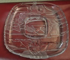 Mikasa? Intaglio chip and dip Frosted Floral Art Crystal Platter / Tray