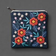 Embroidery Kit : Create Patterns with 5 Basic Stitches Wild Flower  Deep coral