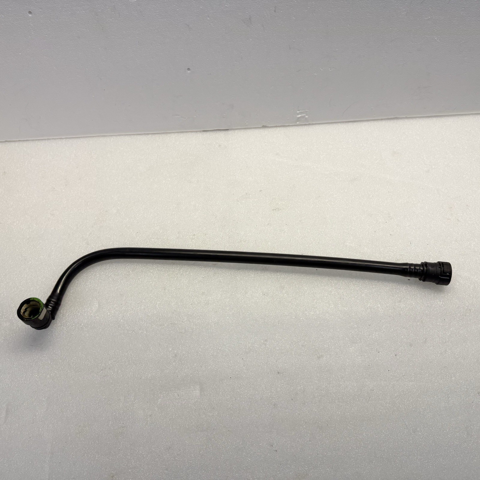 03-13 Maserati Quattroporte M139 Vapor Canister Separator Pipe Line OEM 57k