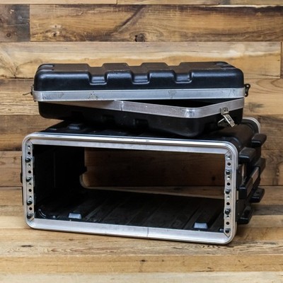 SKB Cases 4U Rack Flight Case 19'' Deep Travel Storage U281764