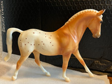 Breyer classic palomino blanket spotted model horse 'Sundrop'; good condition