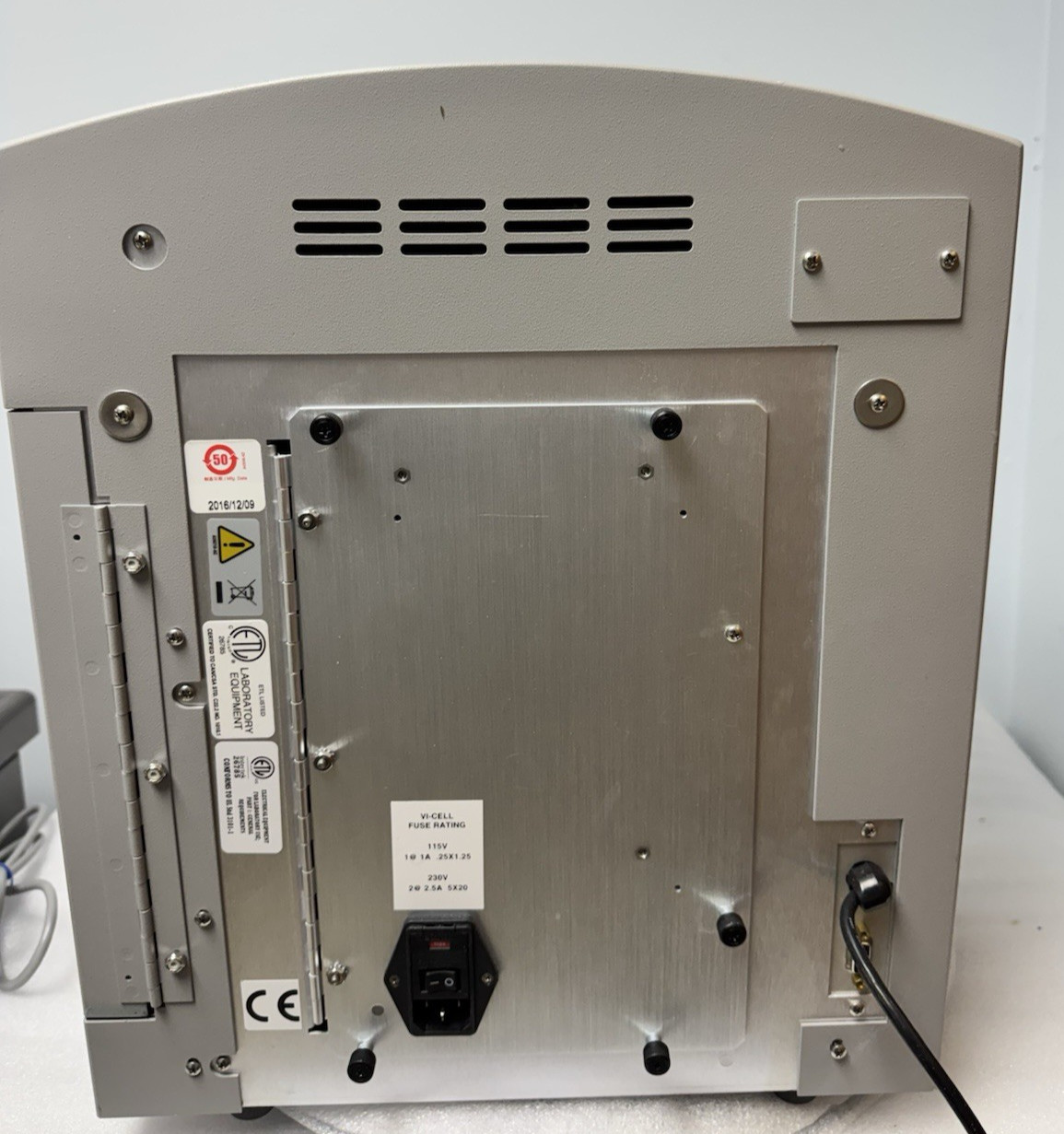 Beckman Coulter Vi-CELL XR Cell Viability Analyzer