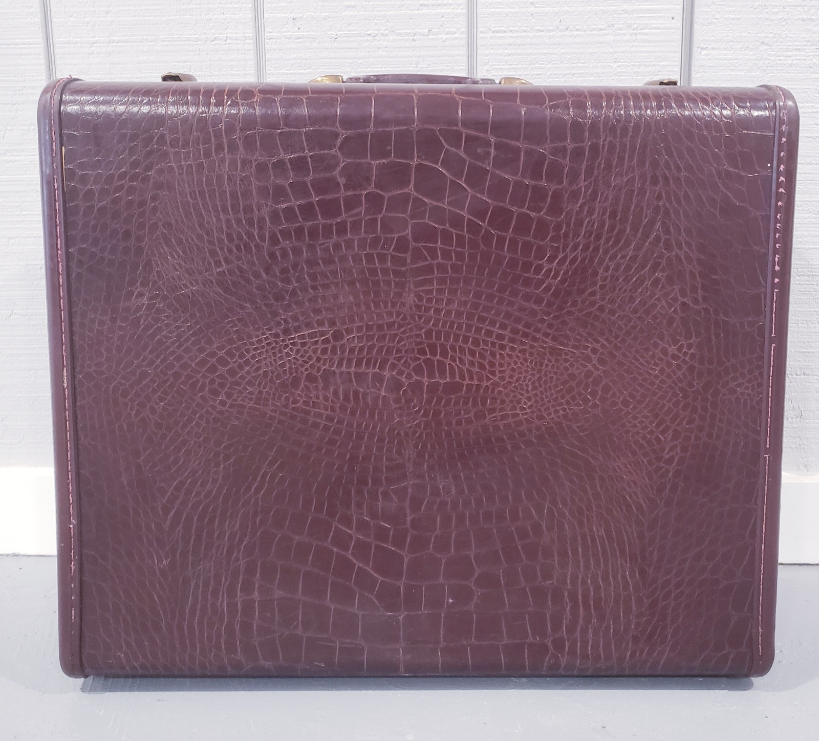 Faux Alligator Embossed Shwayder