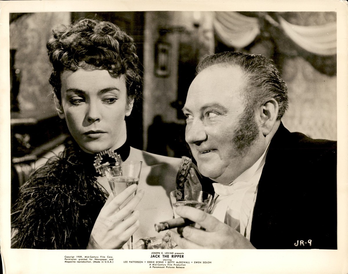 GA177 1959 Original Photo JACK THE RIPPER Betty McDowall Gorgeous