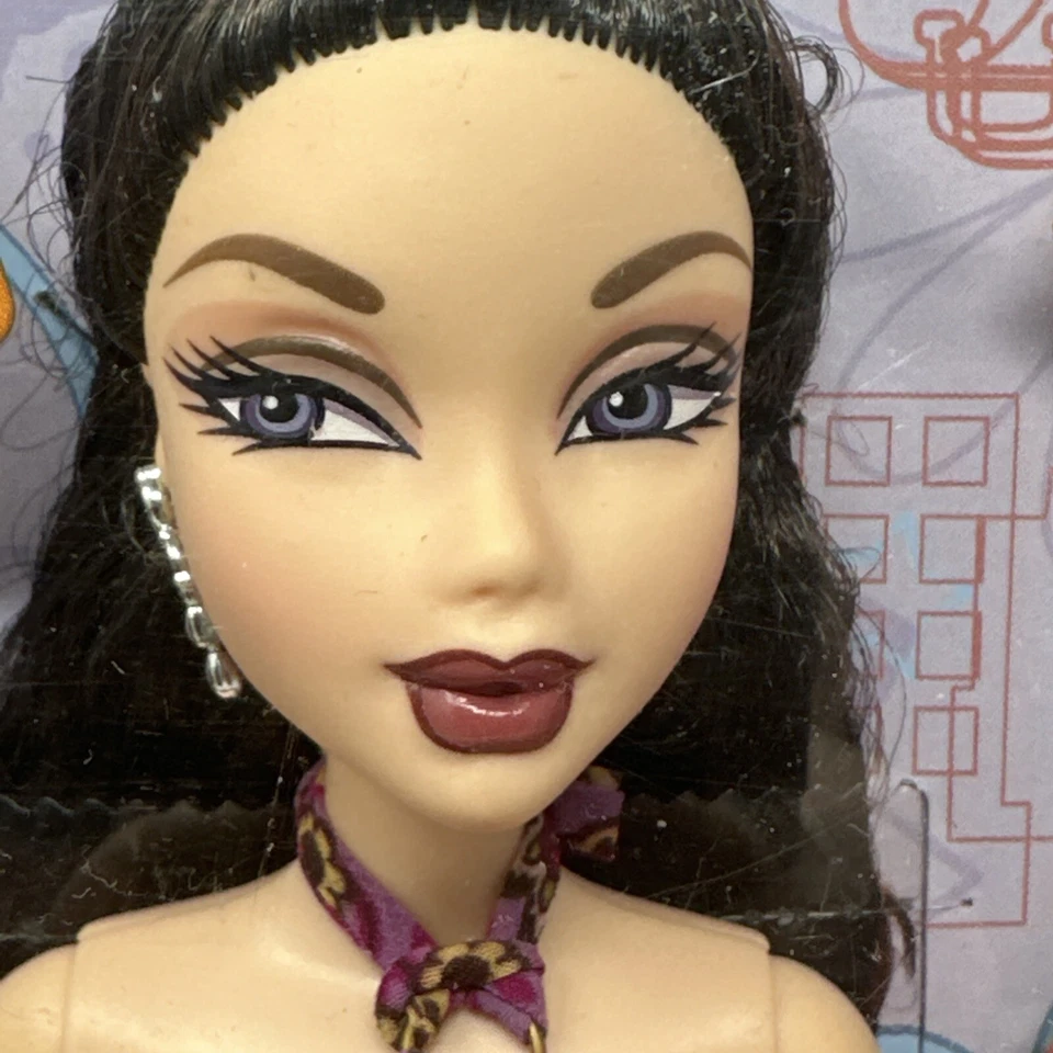 Boneca Barbie My Scene Swappin' Style NoLee lacrada nova na caixa super rara 240 looks - Imagem 3 de 4