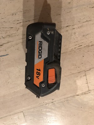 Ridgid R840095 Amp Battery and Charger for 18V Lithium
