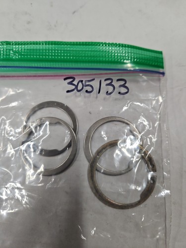 NOS OMC Johnson Evinrude 305133 Retaining Rings lower crank seal Qty 4 OMC57 - Foto 2 di 2